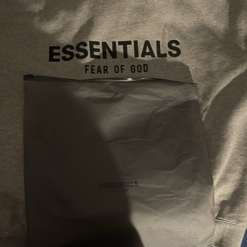 NWT Dark oatmeal Essential Fear Of God Hoodie. - Picture 7 of 7